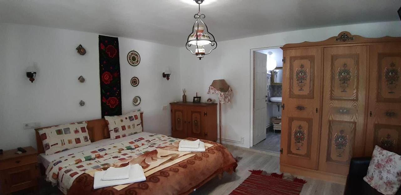Pensiunea Casa Godja Văleni Стая снимка